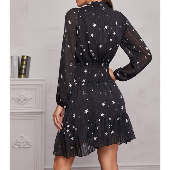 Black Stars Print Shirred Waist Flounce Dress - Picture 2 of 6